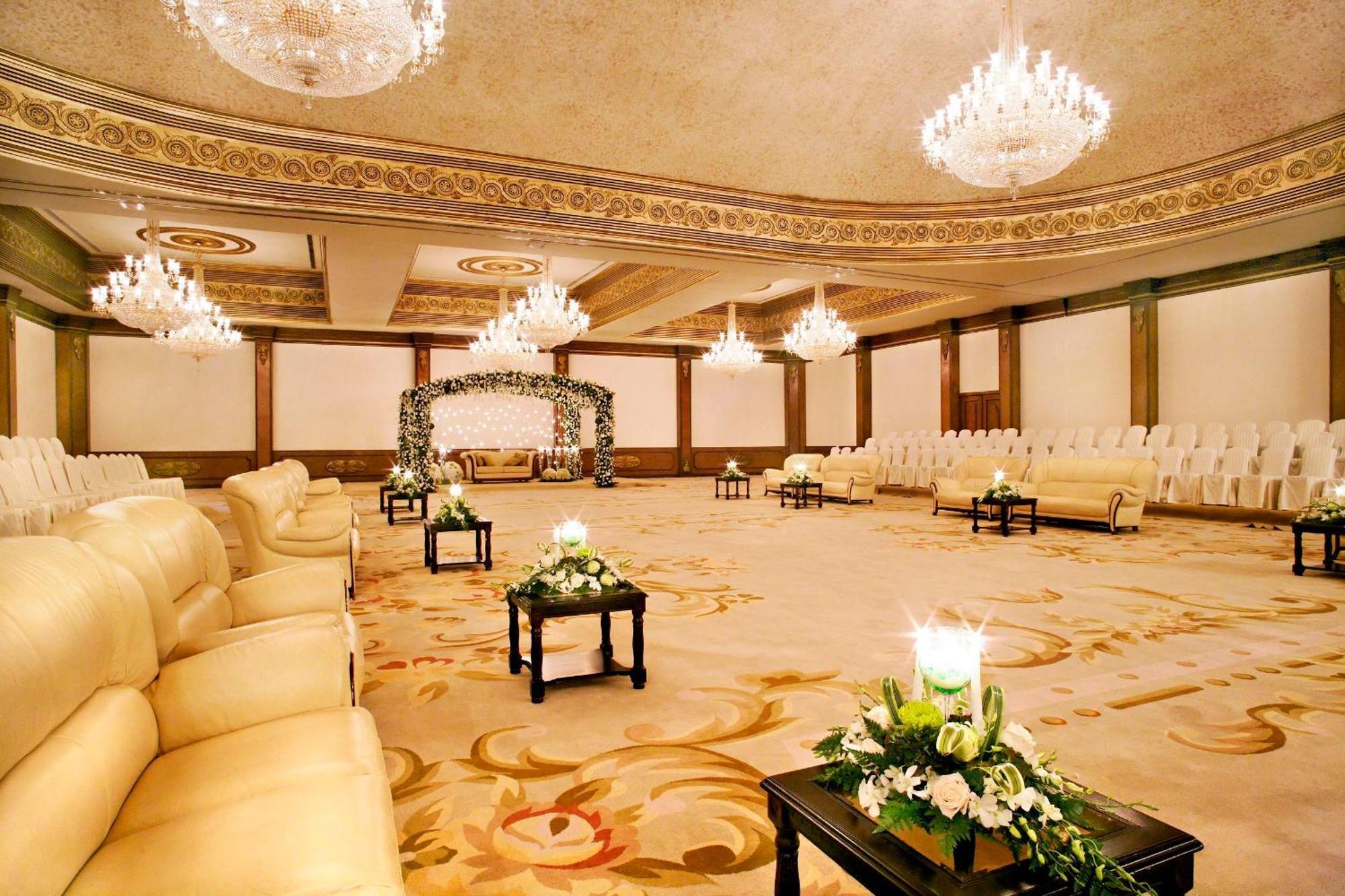 The Convention Center & Royal Suites Hotel Kuwait City Exteriér fotografie
